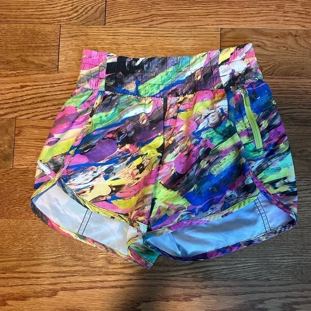 Lululemon tracker short